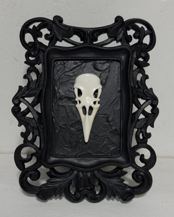 Raven Skull